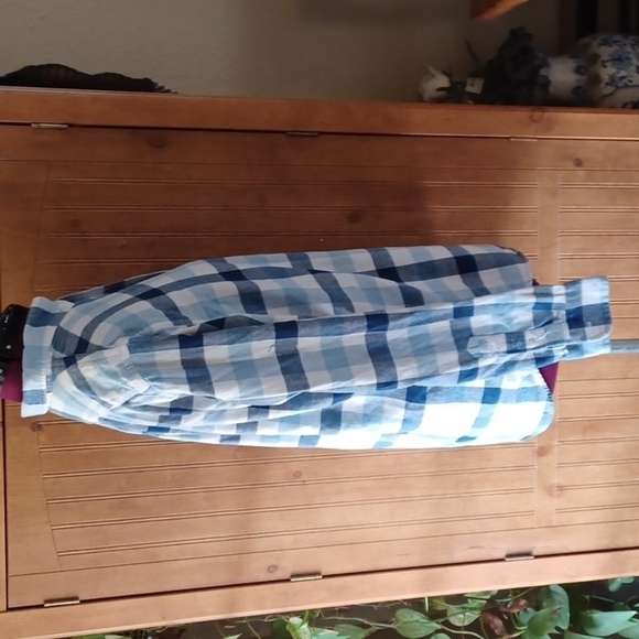 Old Navy Flannel Button Down Slim Fit Shirt - Picture 5 of 6